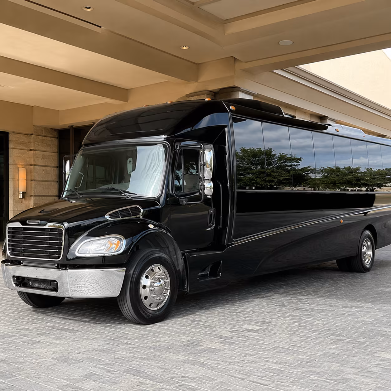 manteca 35 passenger minibus