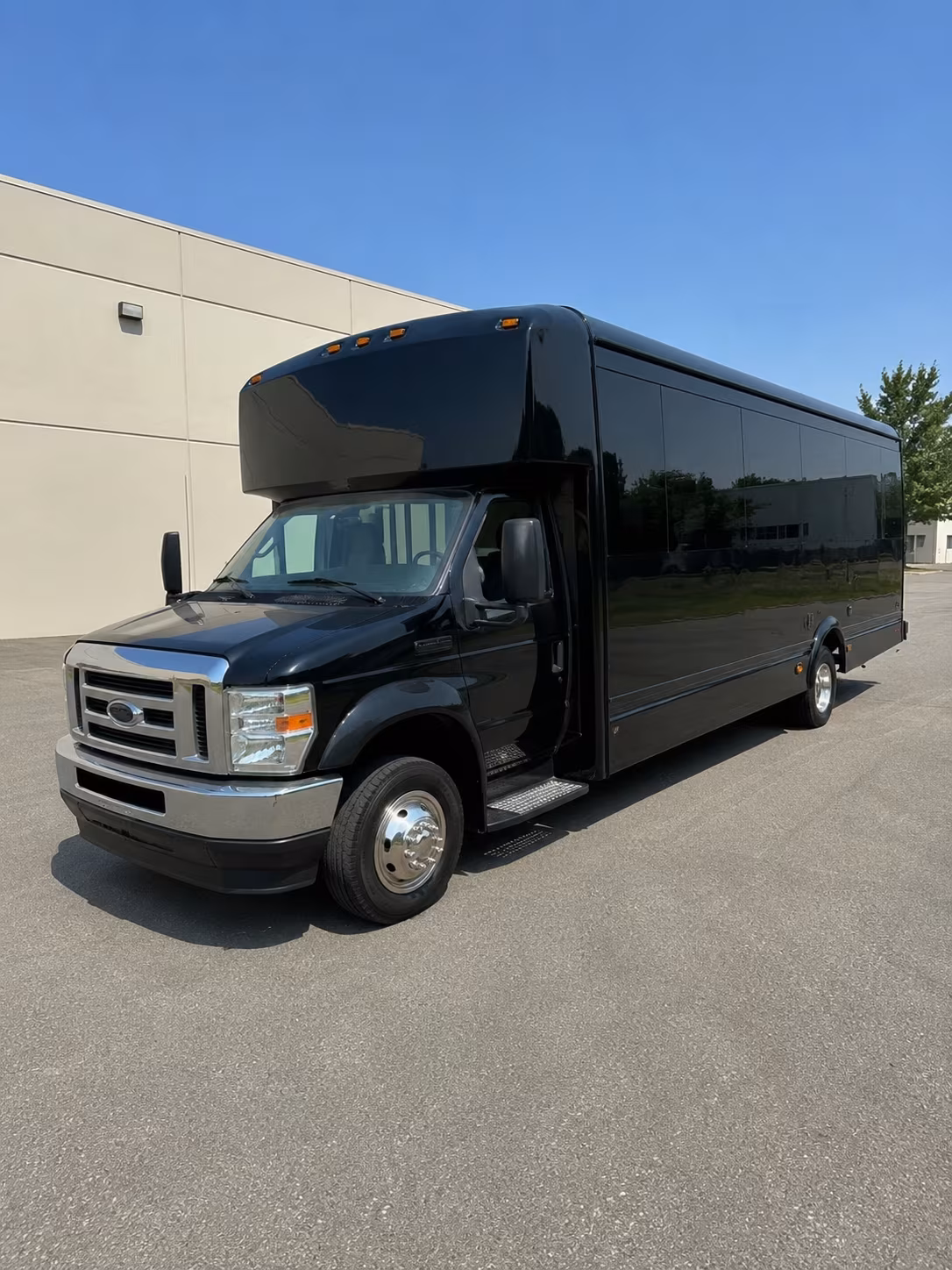 manteca bus rentals