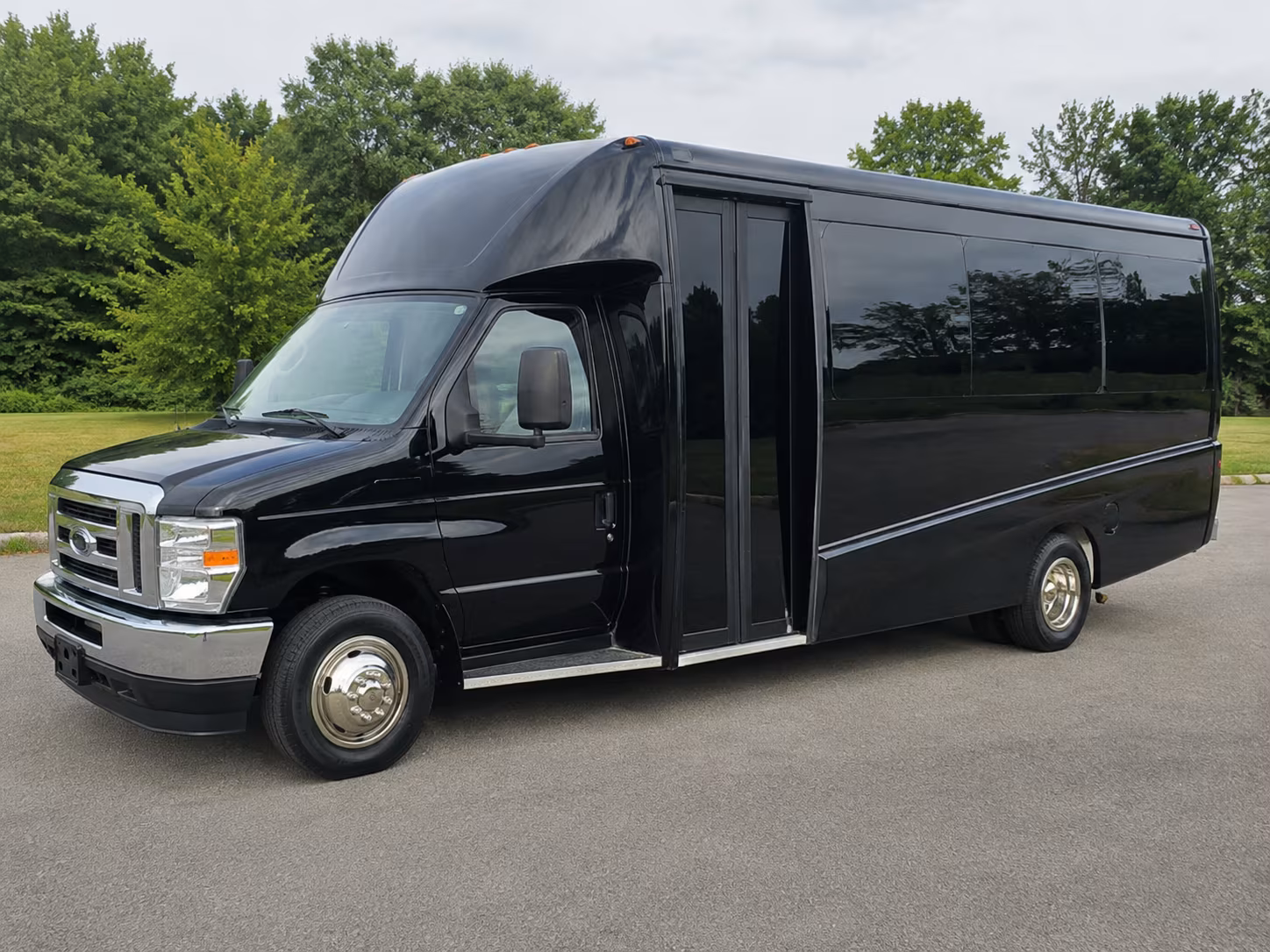 manteca corporate transportation onboard seating