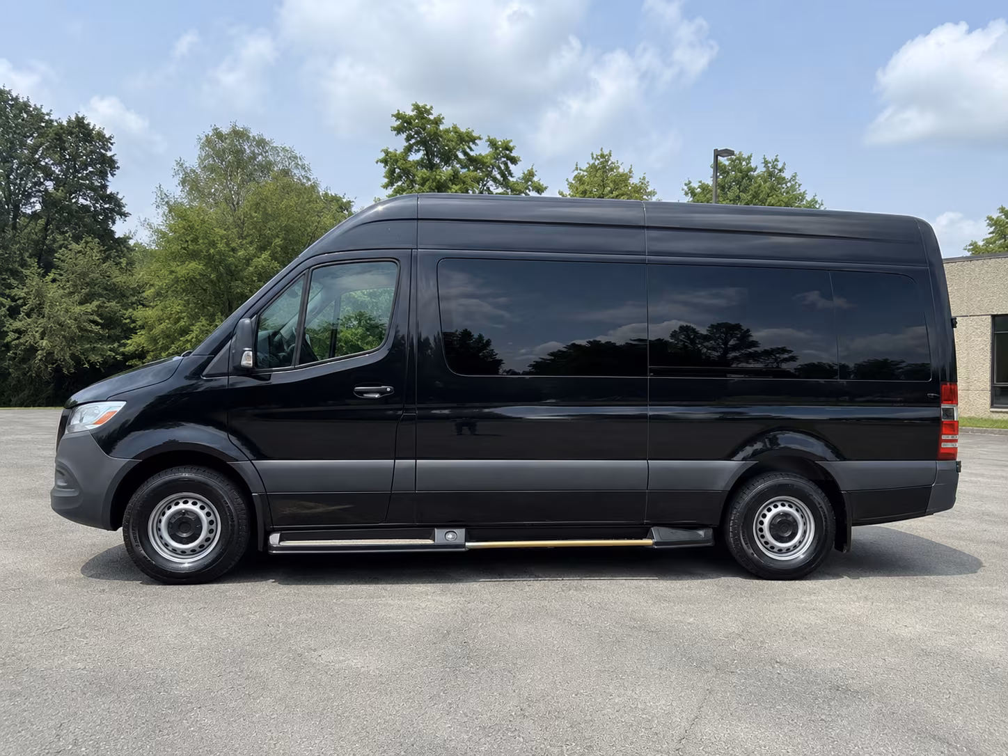 sprinter van and small group wine tour buses around the central valley