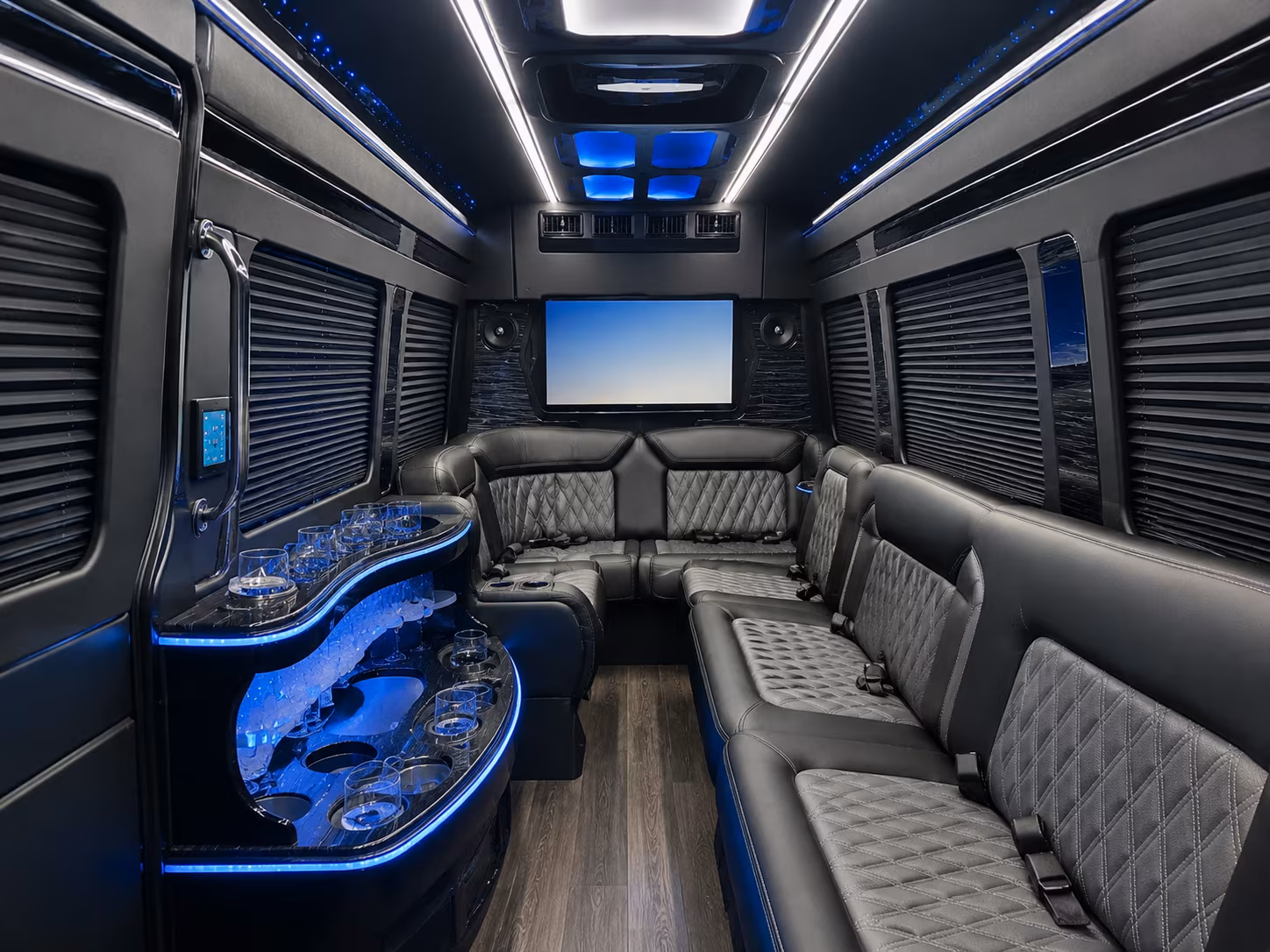 sprinter vans and minibuses for manteca community college and career field trips