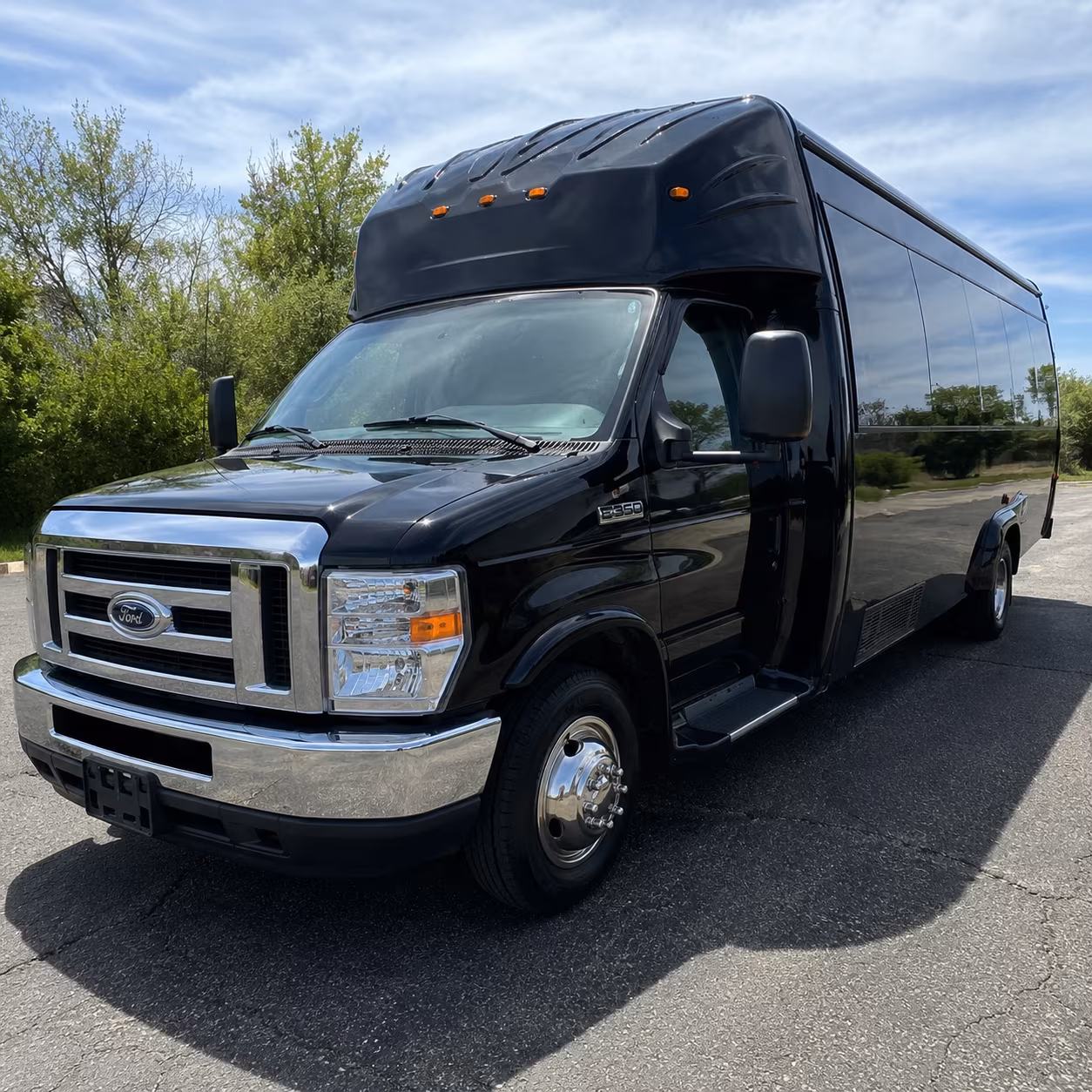 transportation buses for bands performers and touring groups near manteca